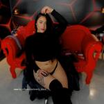 EMILYSLAVE avatar