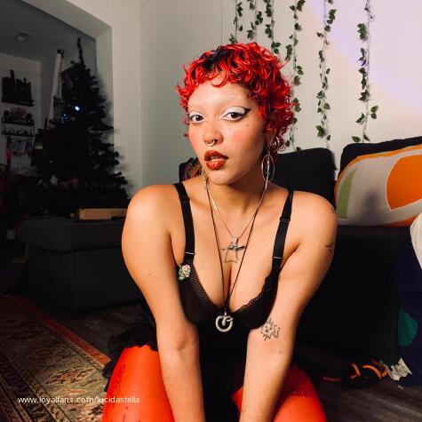 LucidaStella avatar