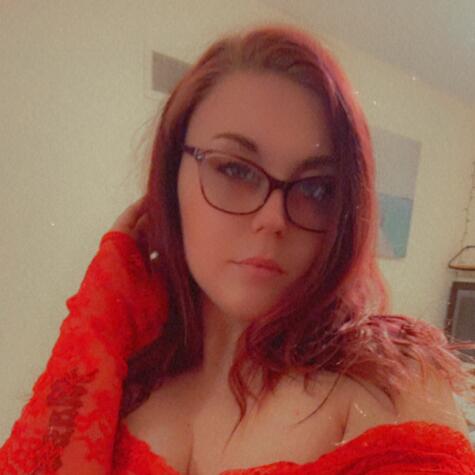 RubyRedDommyMommy avatar