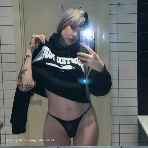 Goddess Isabel Findom Homewrecker avatar