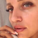 Blondgirl30 avatar