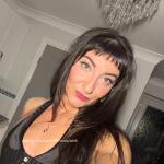 Findom Goddess Vivien avatar
