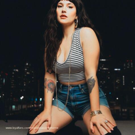 Mistress Audrey Horne avatar