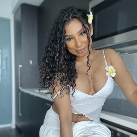 Nyla Fox avatar