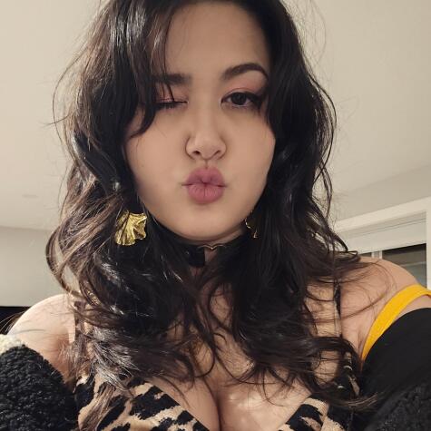 Princess Iliaya Vee avatar