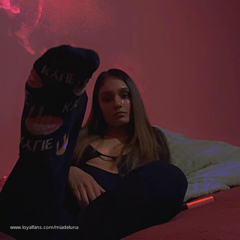 Mia DeLuna avatar