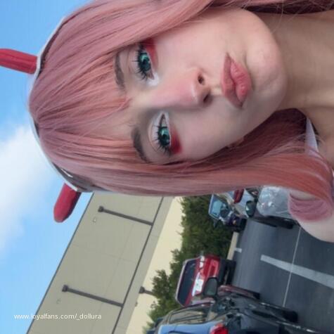 Dollura avatar