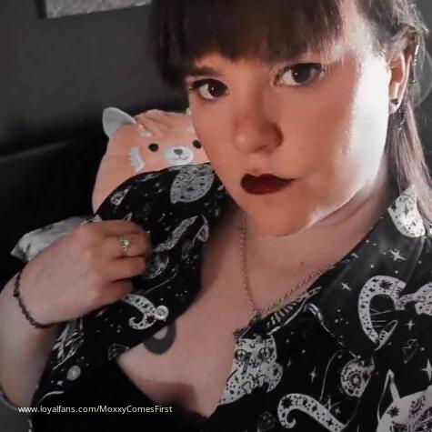 MoxxyComesFirst avatar