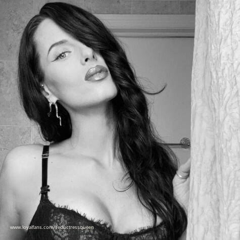 TheSeductressQueen avatar