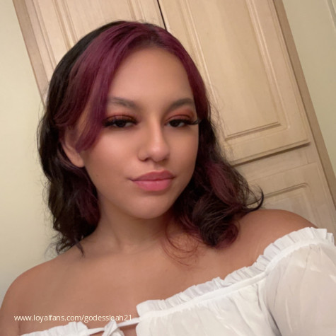 GodessLeah21 avatar