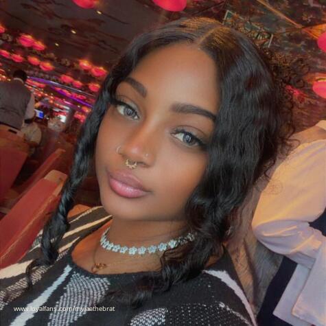 MyiaaTheBrat avatar