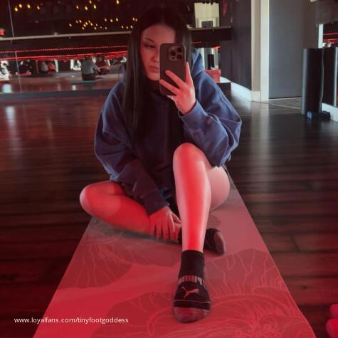 tinyfeetgoddess avatar