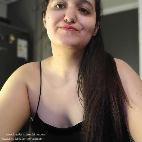 Ginaspeach avatar