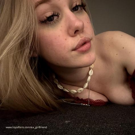 ExGirlfriendLola avatar