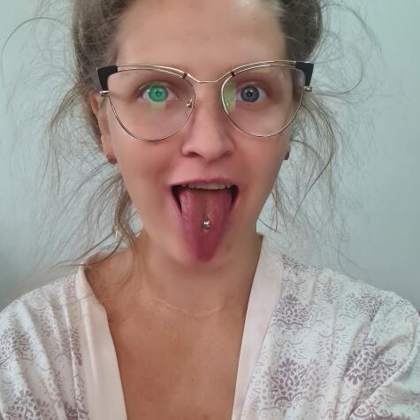 AnnaNotIdealAngel avatar