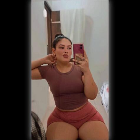 Eimy Saenz avatar