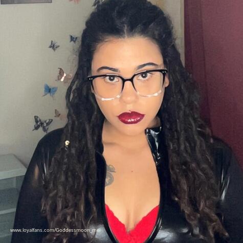 GoddessMoonMel avatar