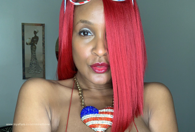 Serving you all this body 🤤 - Rickiredbone Official Profile | www