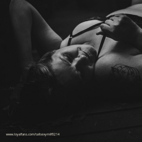 Tallsexymilf0214 avatar