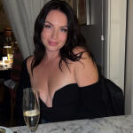 SeductivelyBrattySiren avatar