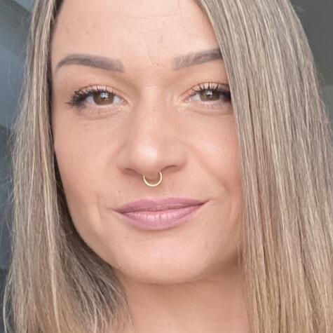 Sarah Lux avatar