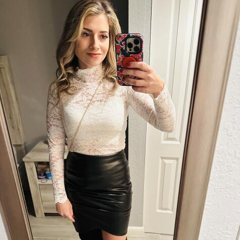 SugarAndCharm avatar