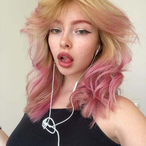 your_goddesss avatar