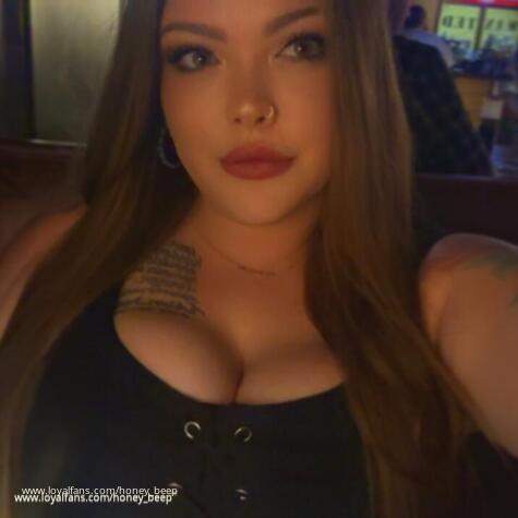 Honey_BeeP avatar