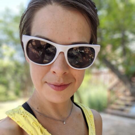 Dirty Farm Girl avatar