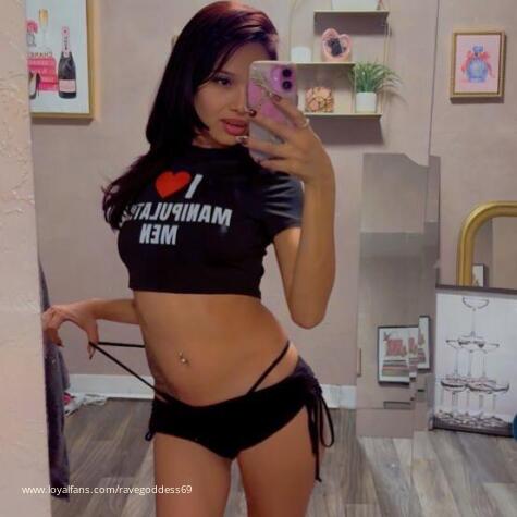 RaveGoddess69 avatar