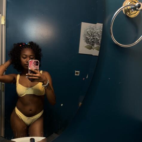 creamyebonyteen avatar