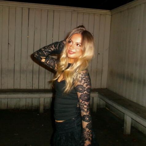 evie roseee avatar