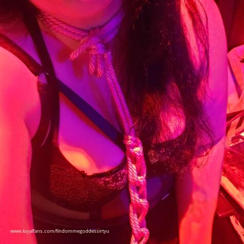 FinDommeGoddessIrtyu avatar