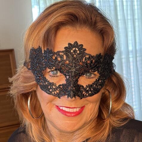 yourgoddesstina avatar