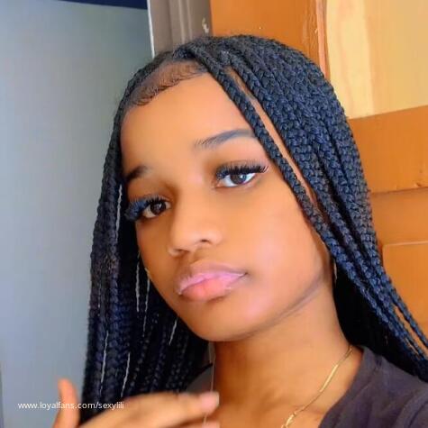 SexyLili avatar