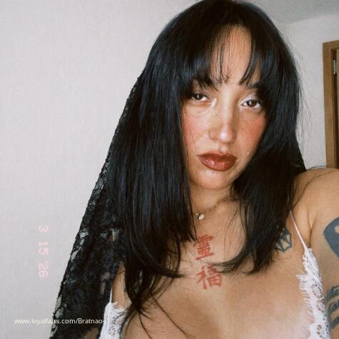 Jasmine Naomi avatar