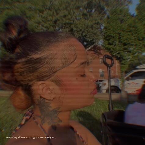 Goddess Evalyss avatar