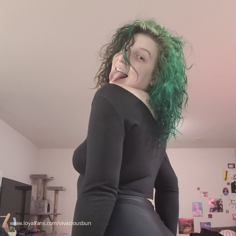 vivaciousbun avatar