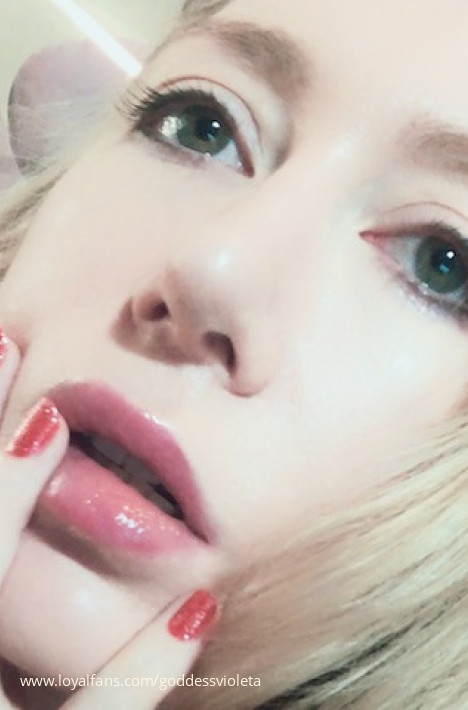 The Goddess Violet avatar