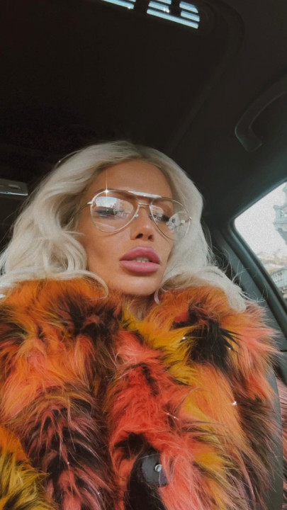 your-queen-diana-fetish-official-profile-loyalfans