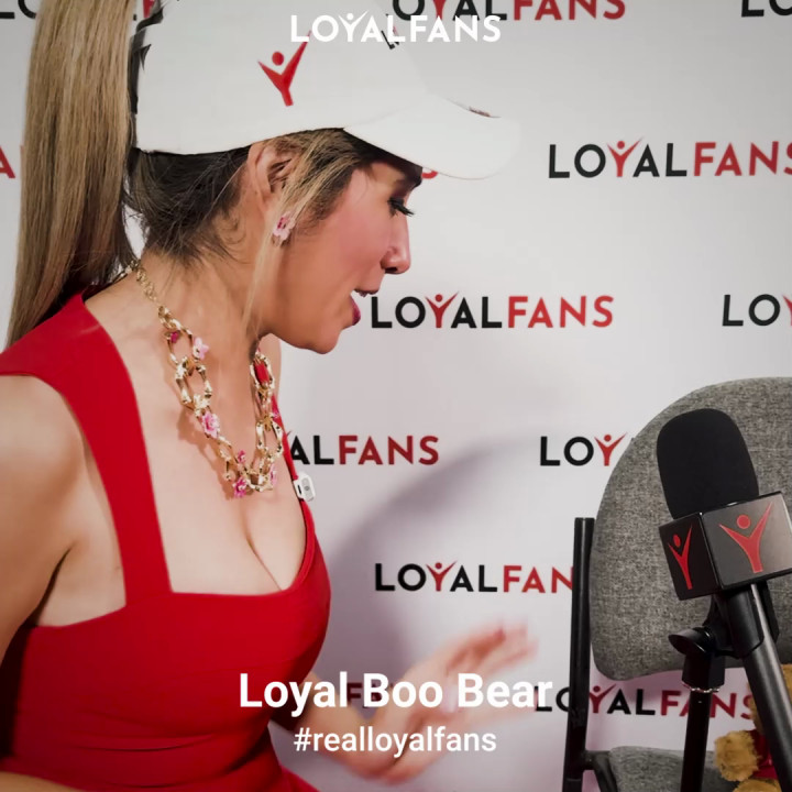 Our most LOYAL fan 🐻 LF Creator Spotlight Official Profile www