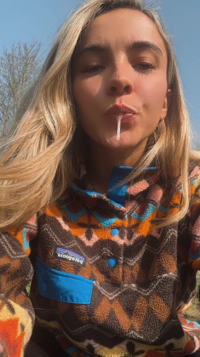 Open wide - Mollyspoilme Official Profile | www.Loyalfans.com